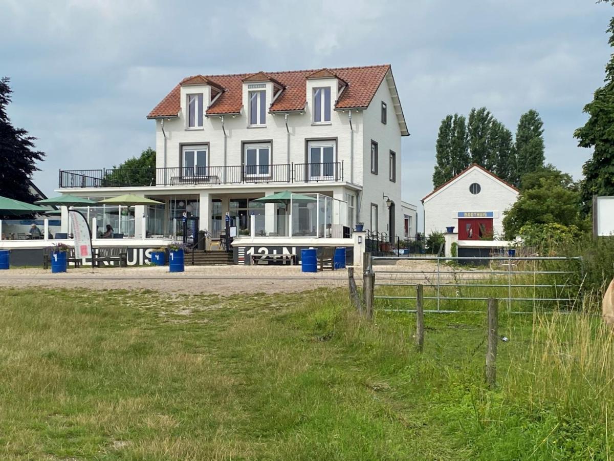 Het Veerhuis Oeffelt Exterior photo